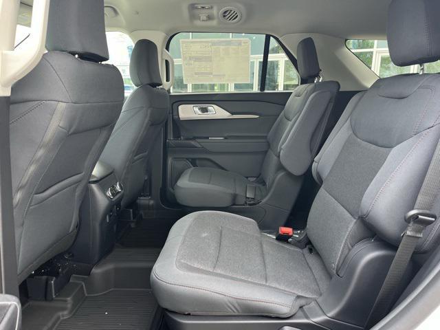 new 2025 Ford Explorer car, priced at $39,945