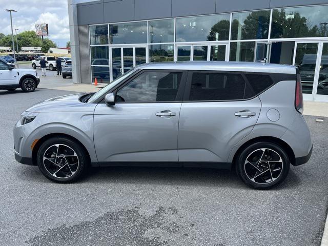 used 2023 Kia Soul car, priced at $19,087