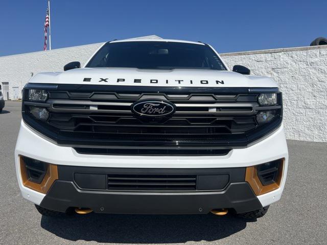 new 2025 Ford Expedition car, priced at $81,778