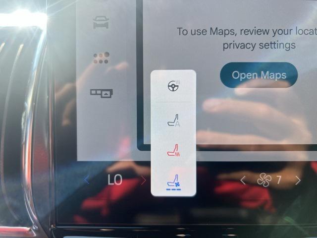 new 2025 Ford Expedition car, priced at $81,778