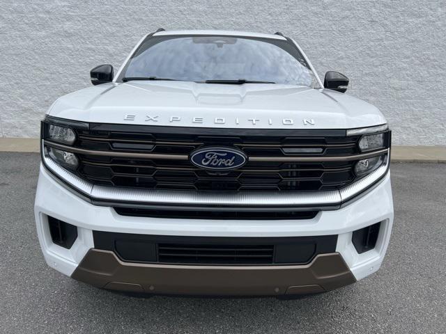 new 2025 Ford Expedition car, priced at $84,152