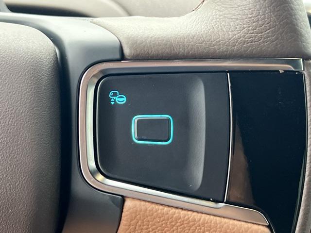 new 2025 Ford Expedition car, priced at $84,152