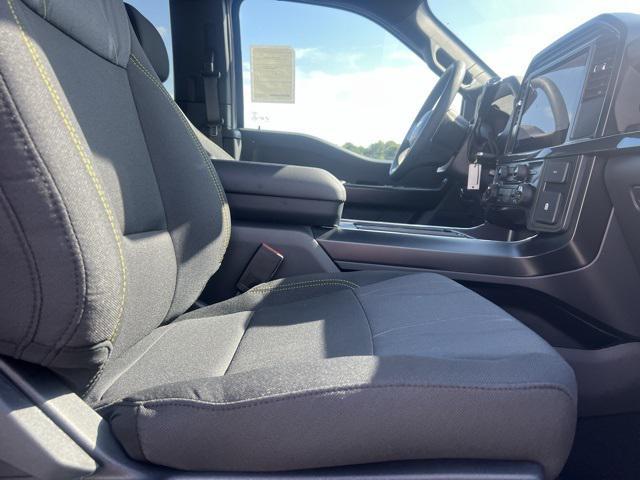 new 2025 Ford F-150 car, priced at $40,270