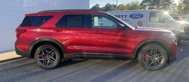 new 2025 Ford Explorer car, priced at $53,079