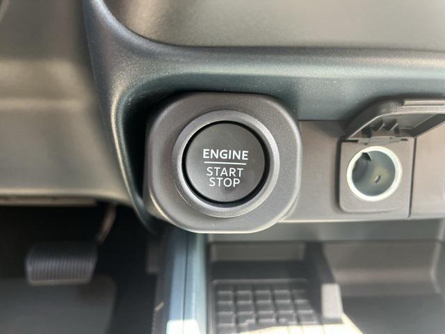 new 2025 Ford Maverick car, priced at $39,254