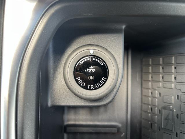 new 2025 Ford Expedition car, priced at $83,520