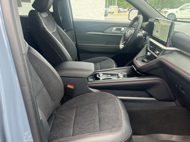 new 2025 Ford Explorer car, priced at $61,445