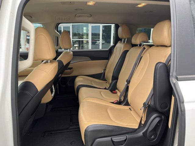 used 2022 Kia Carnival car, priced at $23,242