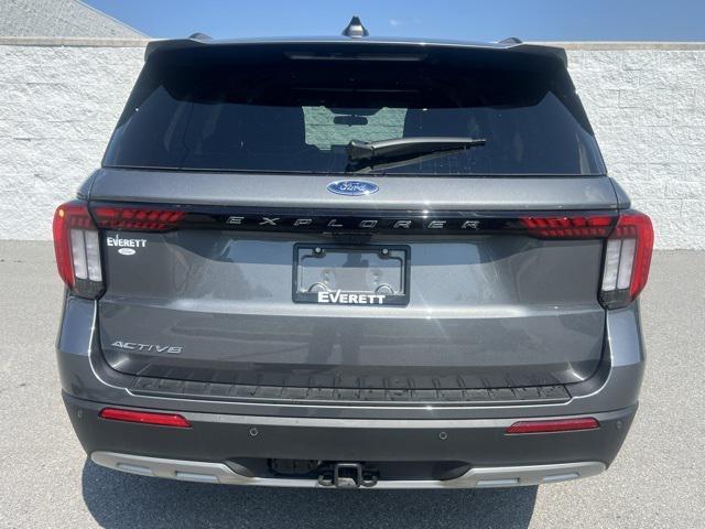 new 2025 Ford Explorer car, priced at $43,425