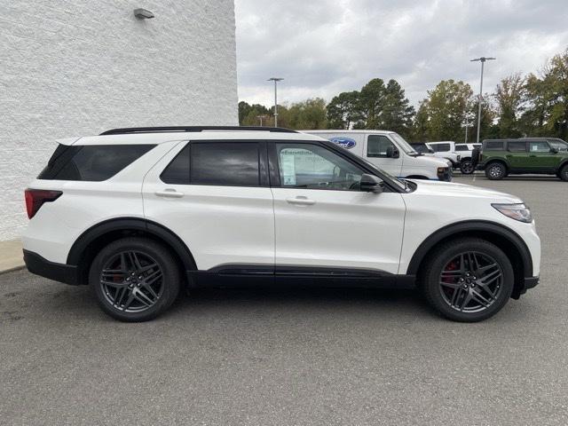 new 2025 Ford Explorer car, priced at $53,447