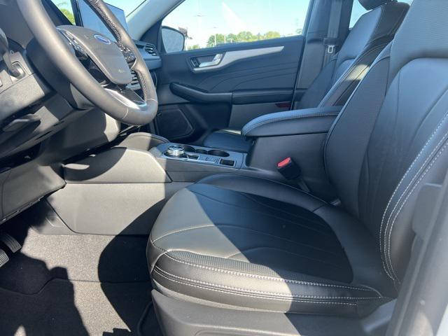 new 2026 Ford Escape PHEV car, priced at $37,015