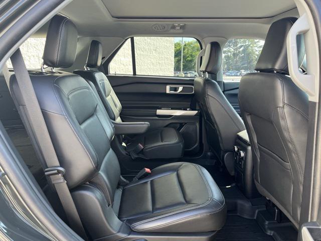 used 2022 Ford Explorer car, priced at $29,055