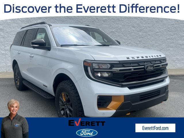 new 2025 Ford Expedition car, priced at $83,089