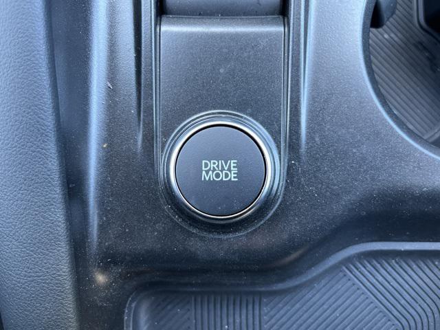 new 2025 Ford Explorer car, priced at $39,999