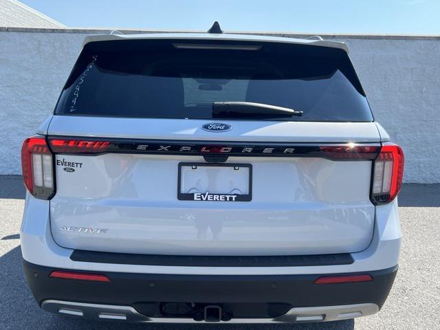 new 2025 Ford Explorer car, priced at $43,425