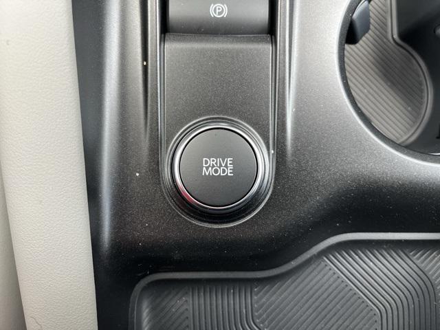 new 2025 Ford Explorer car, priced at $43,980