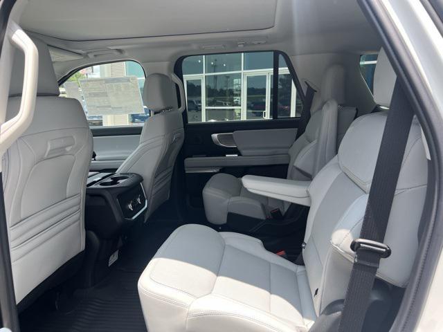new 2025 Ford Expedition car, priced at $80,430
