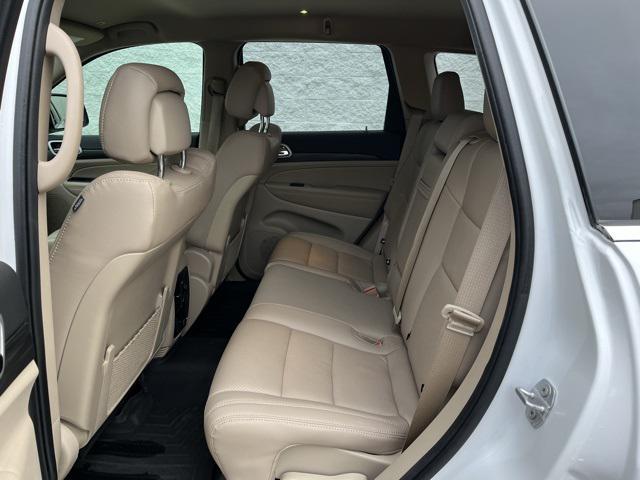 used 2022 Jeep Grand Cherokee car, priced at $25,417