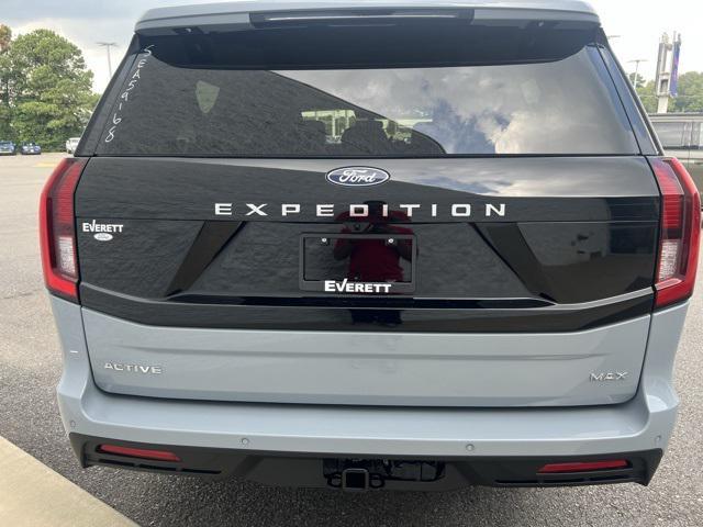 new 2025 Ford Expedition Max car, priced at $73,886