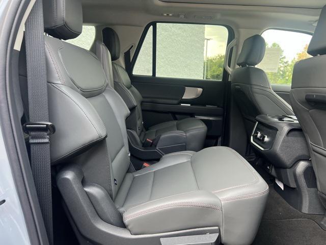 new 2025 Ford Expedition Max car, priced at $73,886