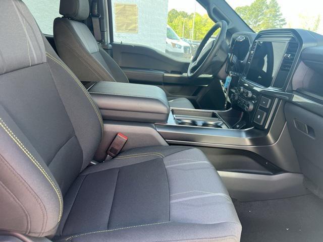 new 2025 Ford F-150 car, priced at $40,305
