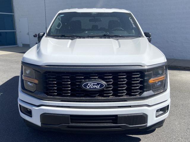 new 2025 Ford F-150 car, priced at $40,305