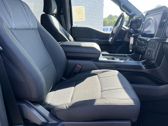 new 2025 Ford F-150 car, priced at $46,060