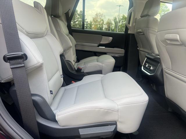 new 2025 Ford Expedition car, priced at $66,696