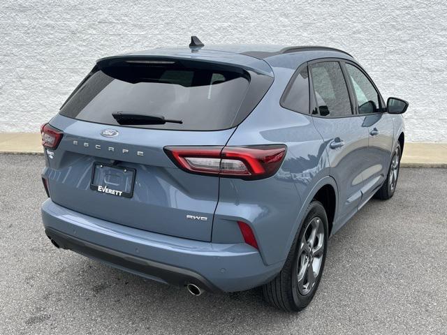 used 2023 Ford Escape car, priced at $25,104