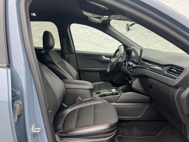 used 2023 Ford Escape car, priced at $25,104