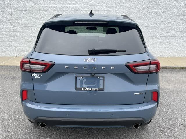 used 2023 Ford Escape car, priced at $25,104