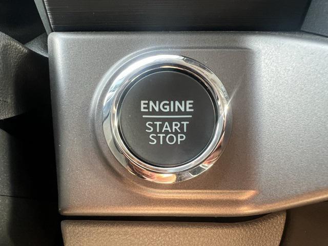 new 2025 Ford F-150 car, priced at $50,000