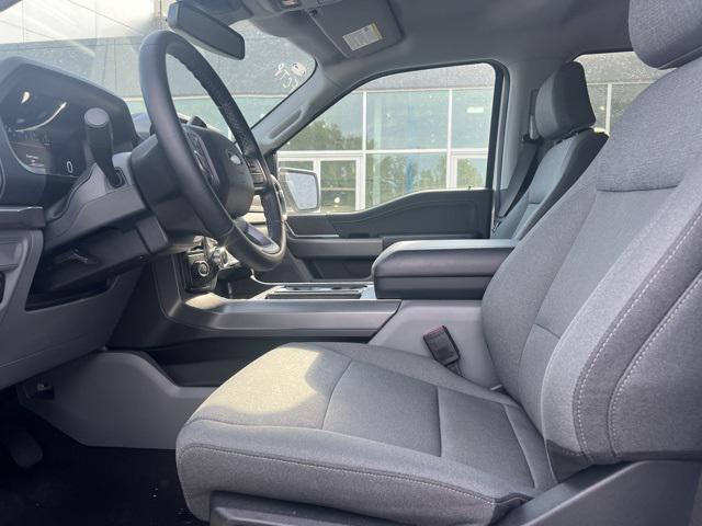 new 2025 Ford F-150 car, priced at $50,000