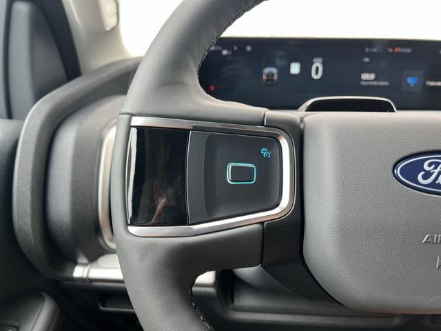 new 2025 Ford Expedition car, priced at $68,890