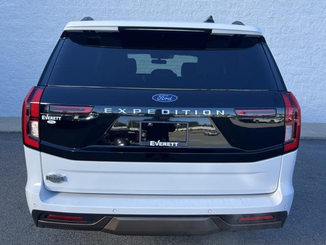 new 2025 Ford Expedition car, priced at $85,593