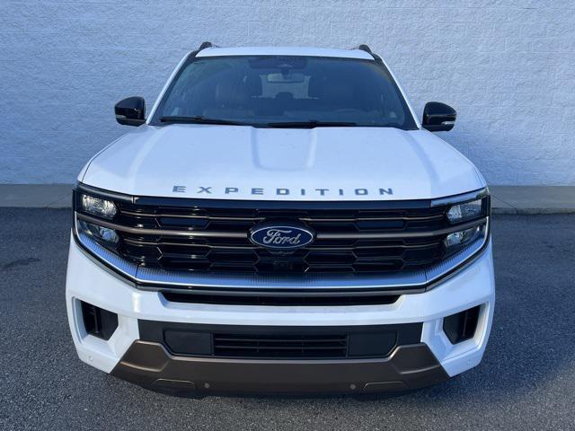 new 2025 Ford Expedition car, priced at $85,593