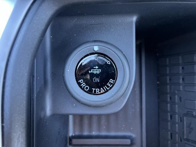 new 2025 Ford Expedition car, priced at $85,593