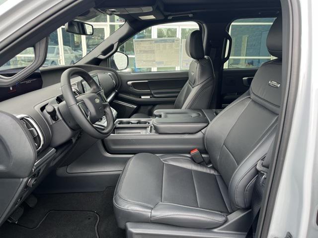new 2025 Ford Expedition car, priced at $81,821
