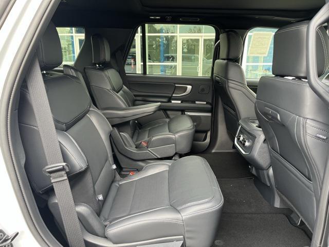 new 2025 Ford Expedition car, priced at $81,821