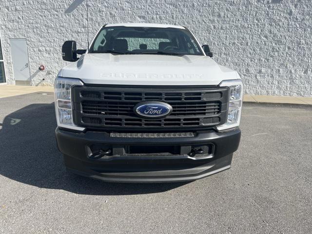 new 2025 Ford F-250 car, priced at $62,377