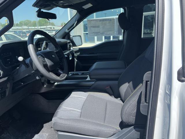 new 2025 Ford F-150 car, priced at $40,725