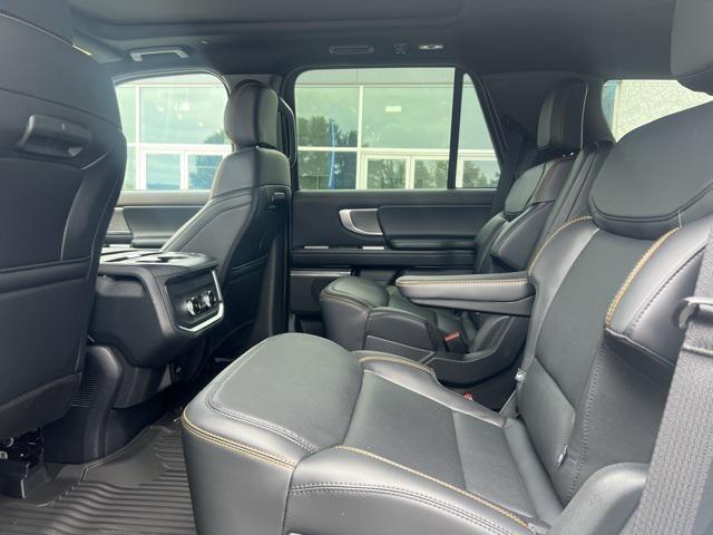 new 2025 Ford Expedition car, priced at $84,020