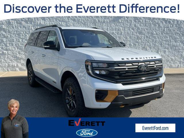 new 2025 Ford Expedition car, priced at $83,089