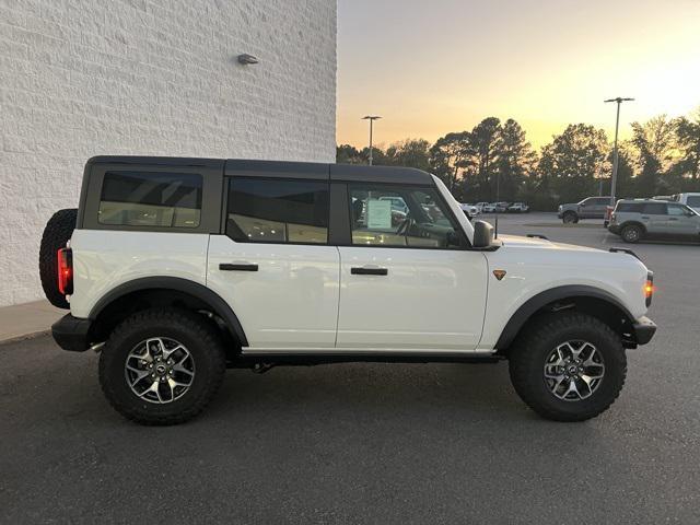 new 2024 Ford Bronco car, priced at $54,760