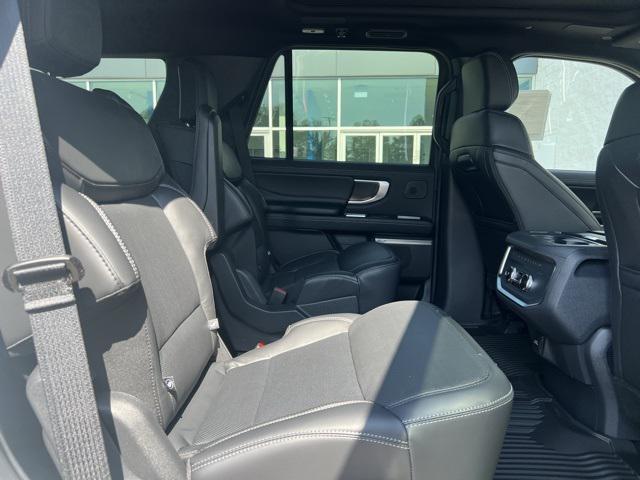 new 2025 Ford Expedition car, priced at $83,682