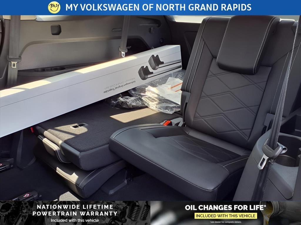 new 2026 Volkswagen Atlas car, priced at $48,883