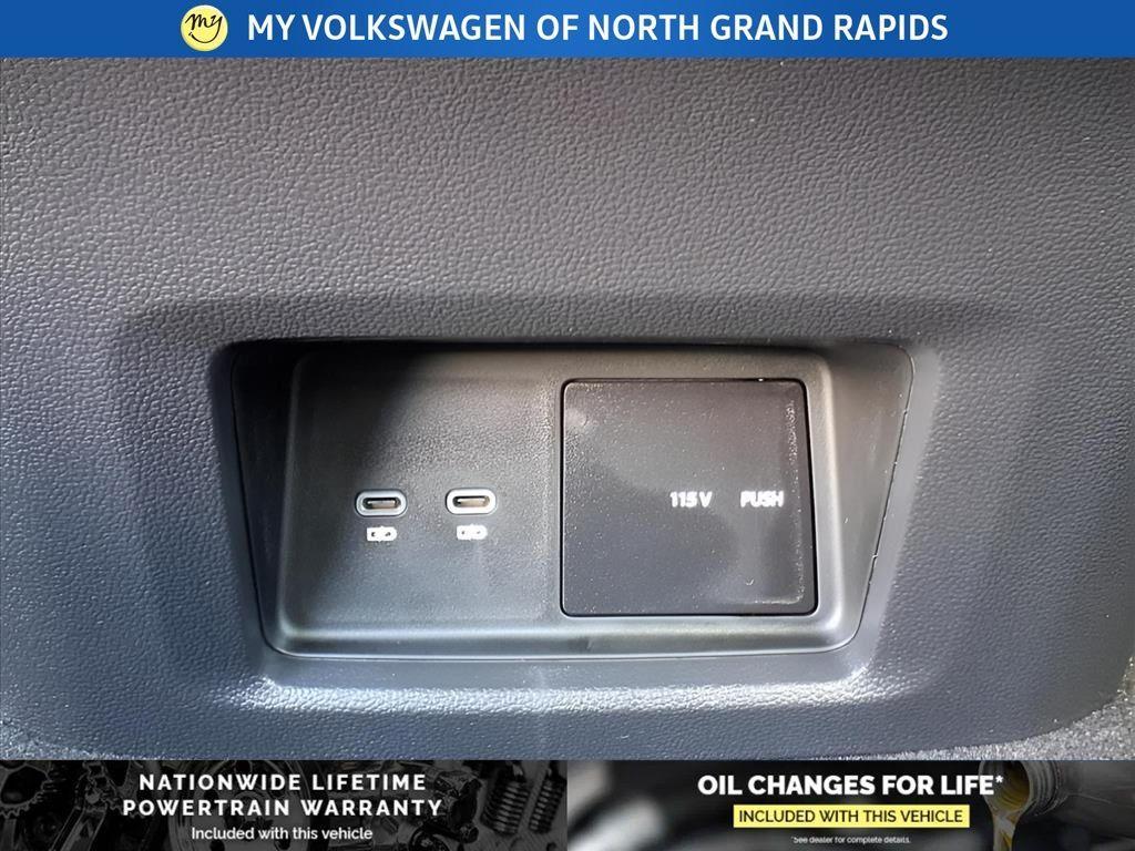 new 2026 Volkswagen Atlas car, priced at $48,883