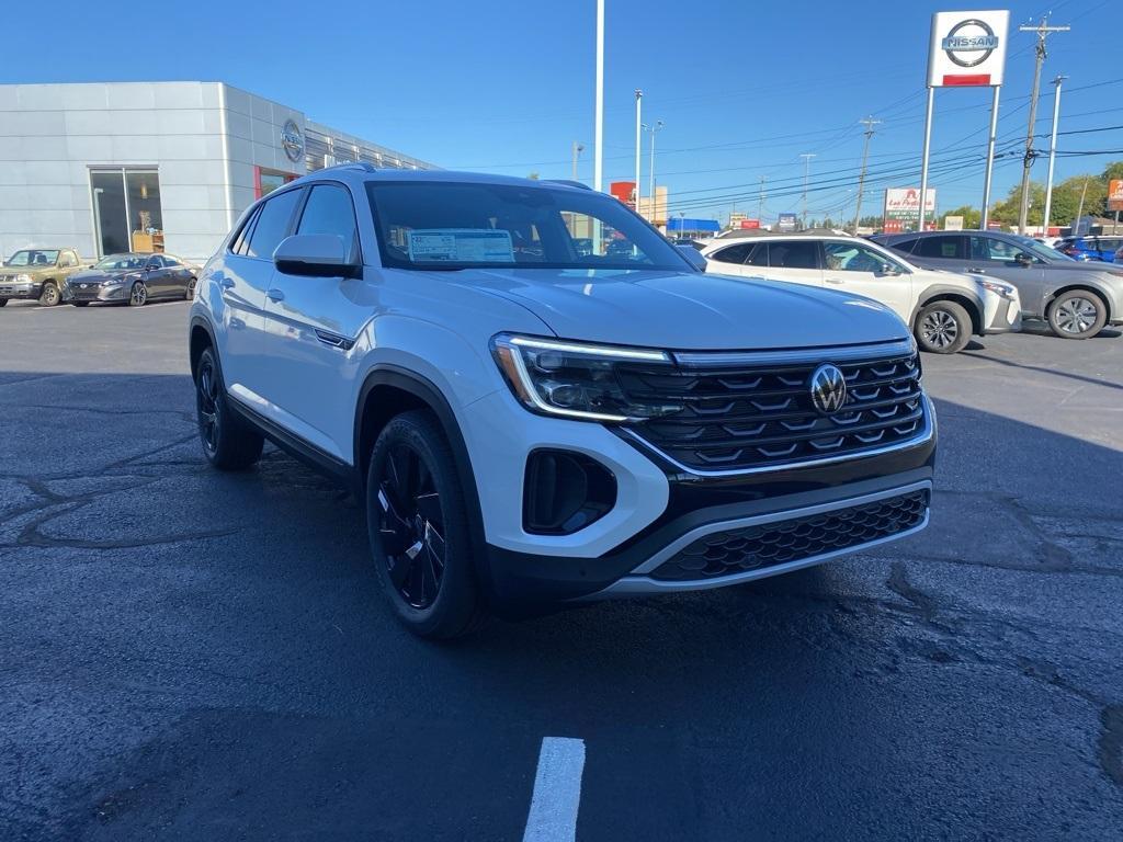 new 2026 Volkswagen Atlas Cross Sport car, priced at $48,988