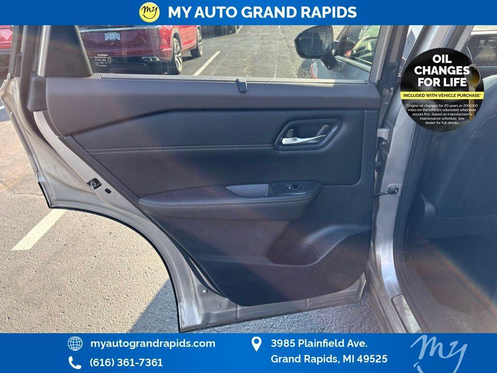 used 2023 Nissan Rogue car, priced at $24,994