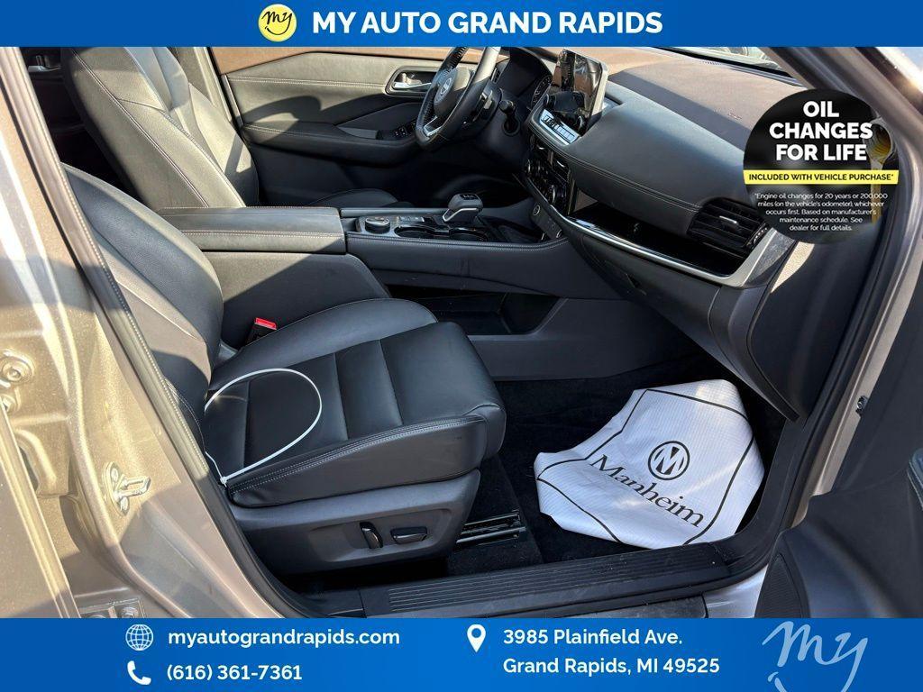 used 2023 Nissan Rogue car, priced at $24,994